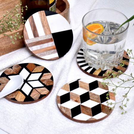 Handmade Black and Brown Round Resin Set of 4 Decorative Table Coasters